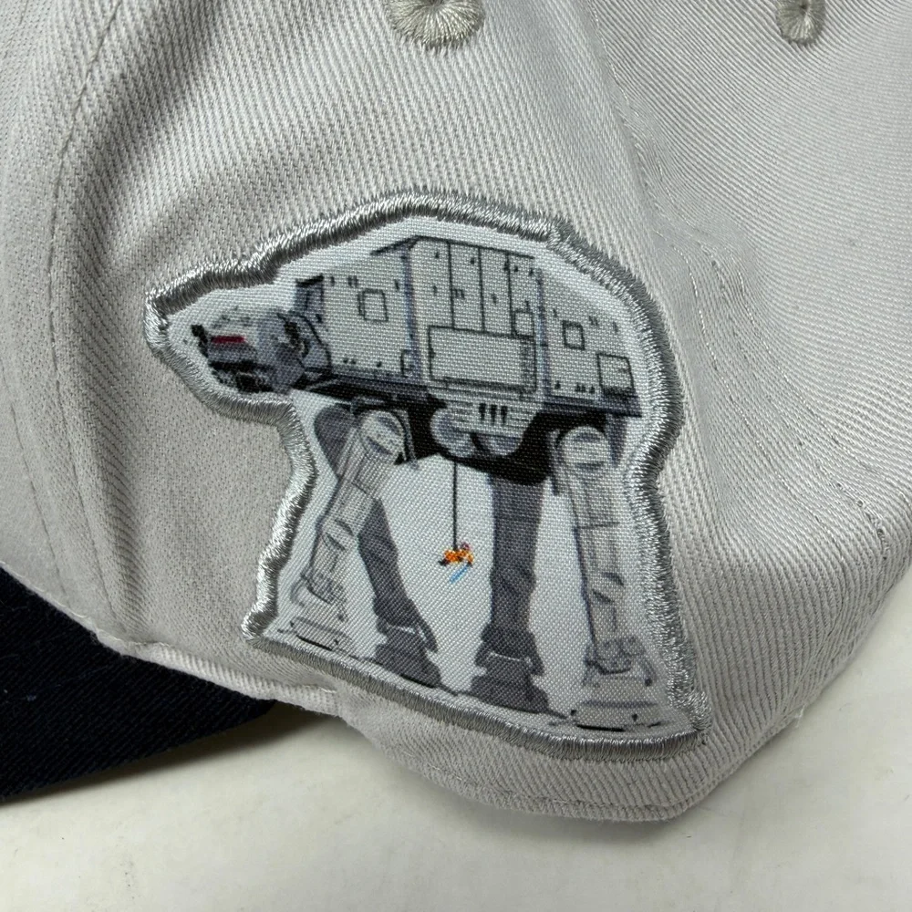 Disney Star Wars Hoth A World of Snow and Ice adjustable cap Grey & Navy Hat NWT - Picture 4 of 4